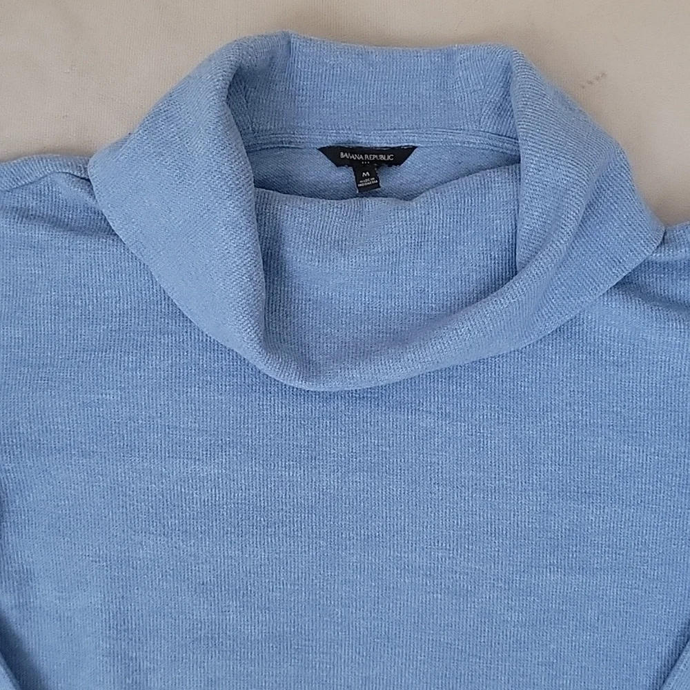 Banana Republic Collar Sweater Long Sleeves, Color Blue, Size M